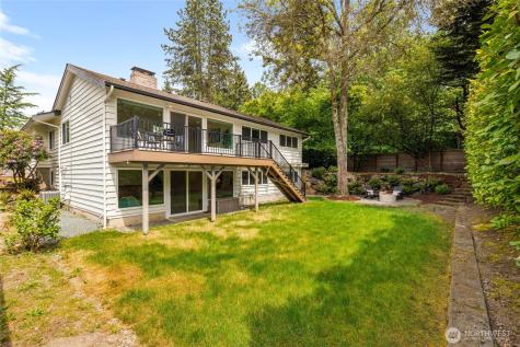 7047 NE 138th Street Kirkland WA 98034