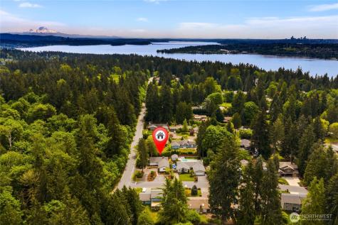 7047 NE 138th Street Kirkland WA 98034
