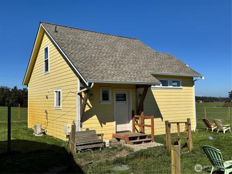 886 North West Beach Road Coupeville WA 98239