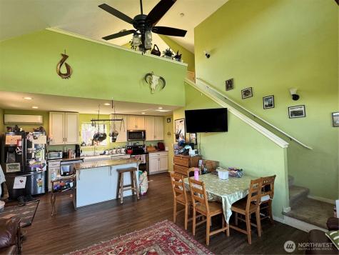 886 North West Beach Road Coupeville WA 98239