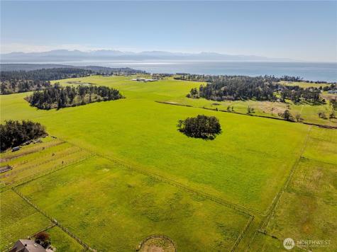 886 North West Beach Road Coupeville WA 98239