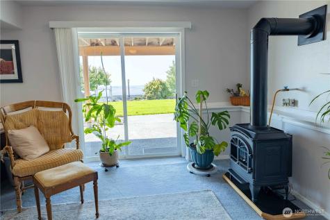 24 Cielo Circle Brewster WA 98812
