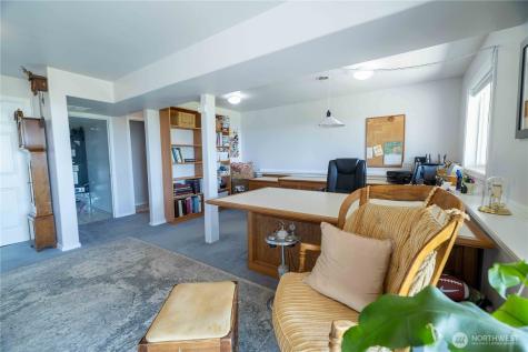 24 Cielo Circle Brewster WA 98812