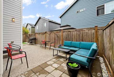 10045 1st Street NE Lake Stevens WA 98258