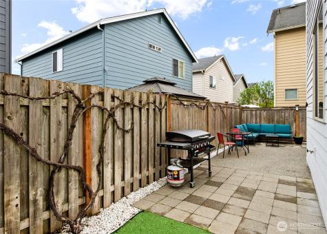 10045 1st Street NE Lake Stevens WA 98258