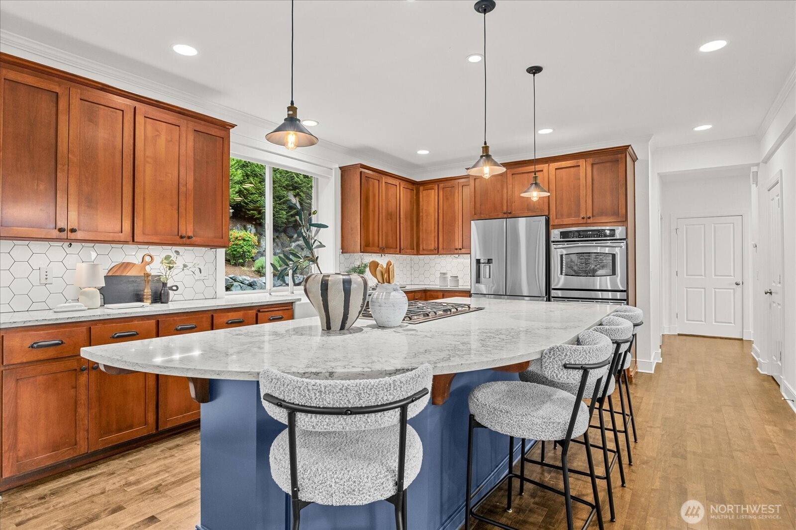 423 Sky Country Way NW Issaquah WA 98027