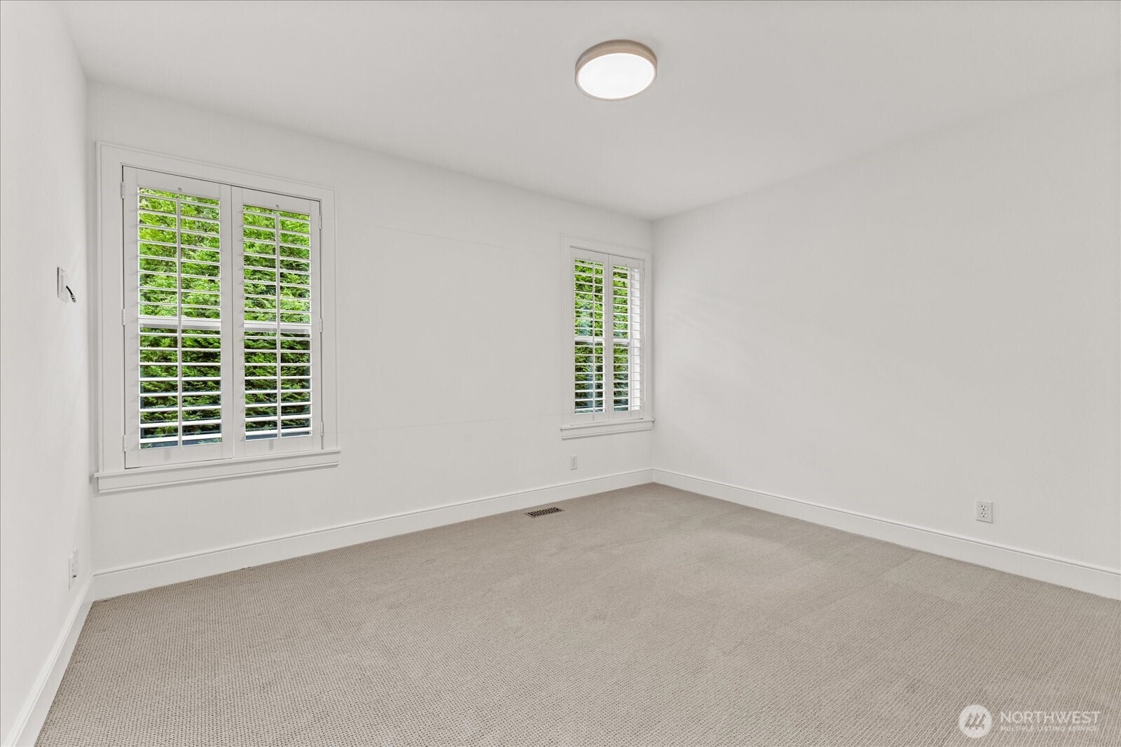 423 Sky Country Way NW Issaquah WA 98027