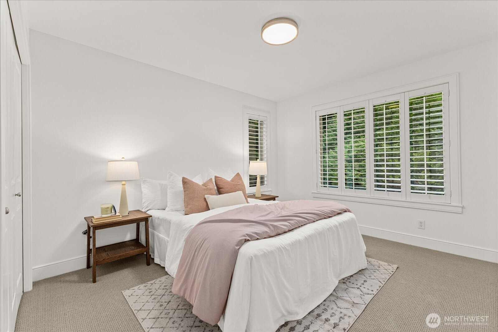 423 Sky Country Way NW Issaquah WA 98027