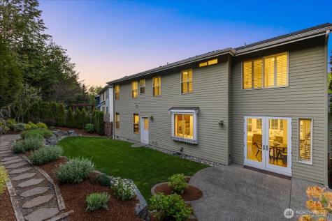 423 Sky Country Way NW Issaquah WA 98027