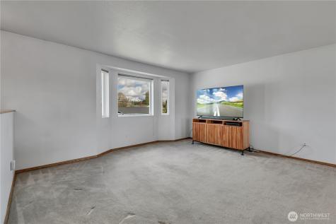 115 3rd Avenue NW Pacific WA 98047