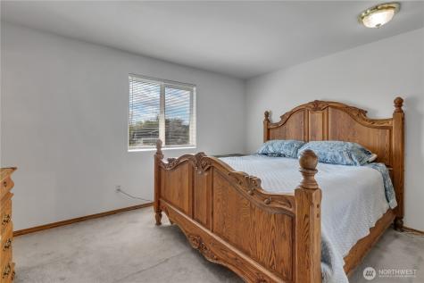 115 3rd Avenue NW Pacific WA 98047