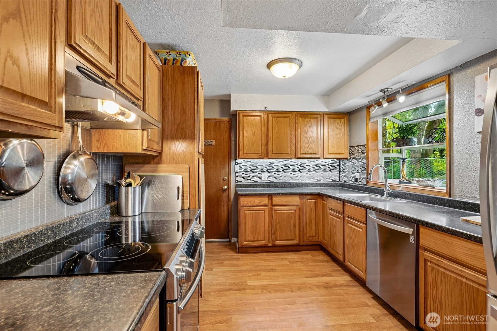 16625 190th Ave SE Renton WA 98058