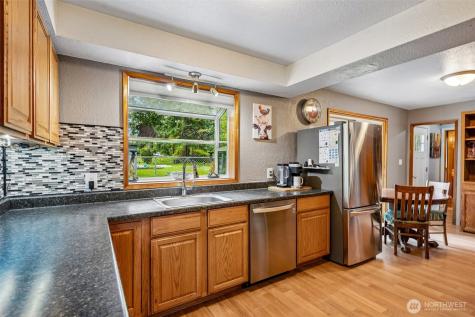 16625 190th Ave SE Renton WA 98058