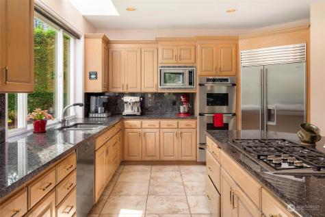 21315 SE 11th Street Sammamish WA 98075