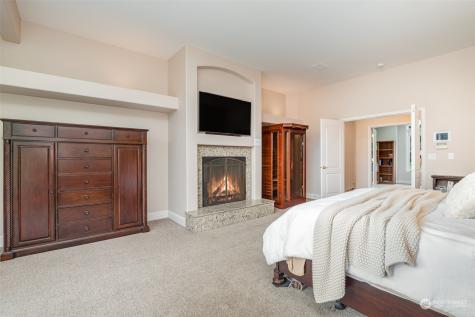 21315 SE 11th Street Sammamish WA 98075