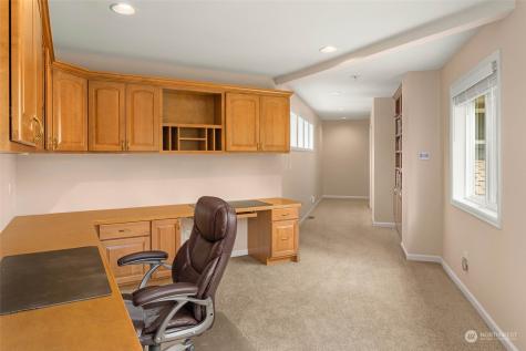 21315 SE 11th Street Sammamish WA 98075