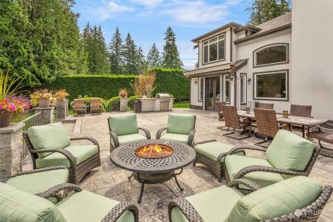 21315 SE 11th Street Sammamish WA 98075