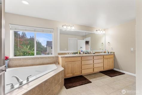 4426 SE 216th Place Bothell WA 98021