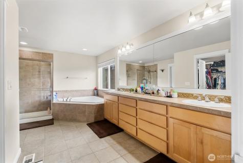 4426 SE 216th Place Bothell WA 98021