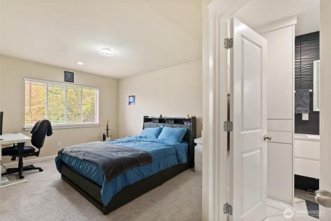 4426 SE 216th Place Bothell WA 98021