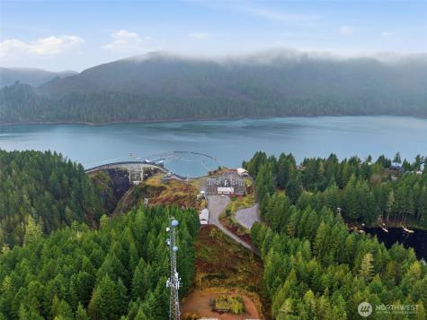 101 N Duckabush Drive N Hoodsport WA 98548