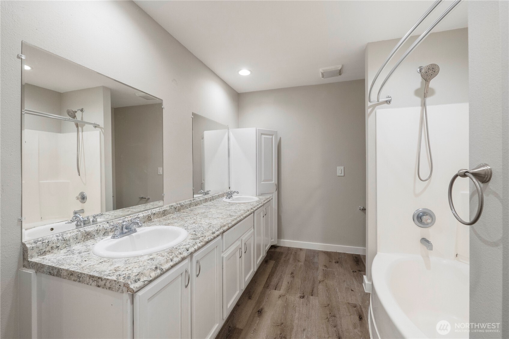 8213 209th Avenue Ct E Bonney Lake WA 98391