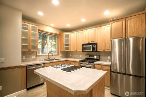27111 141st Avenue SE Kent WA 98042