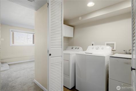 1832 Camas Avenue NE Renton WA 98056