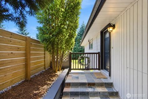 1832 Camas Avenue NE Renton WA 98056