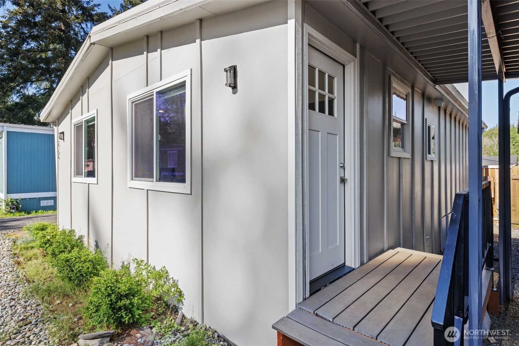 31108 3rd Avenue Black Diamond WA 98010