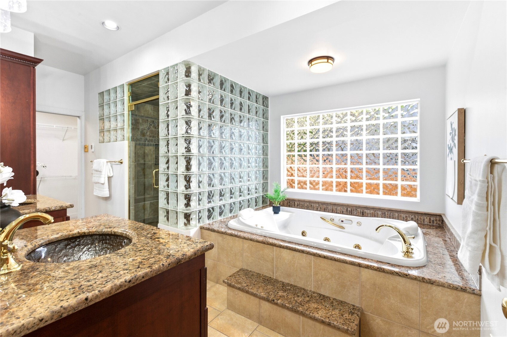 7020 137th Avenue NE Redmond WA 98052