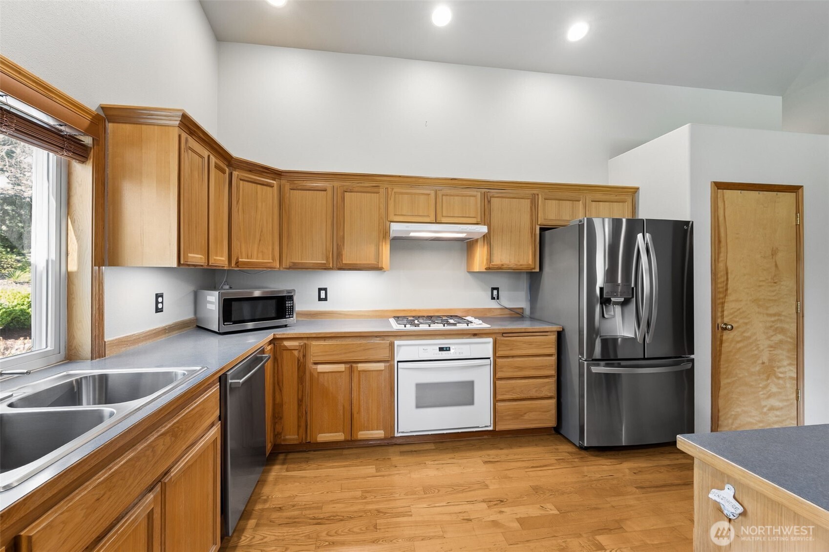 28711 30th Ave E Spanaway WA 98387