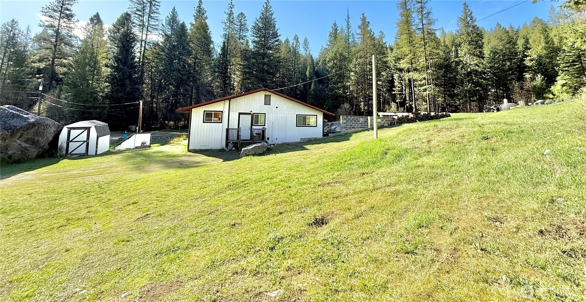 1092 Aeneas Valley Road Tonasket WA 98855