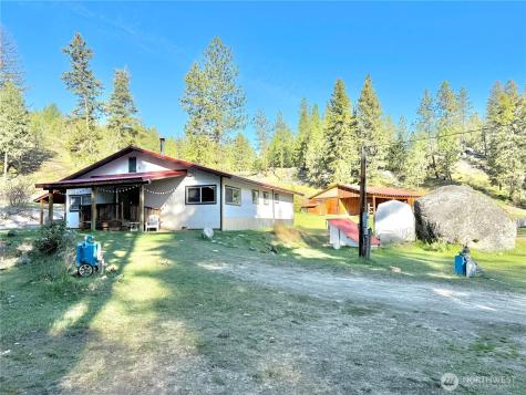 1092 Aeneas Valley Road Tonasket WA 98855