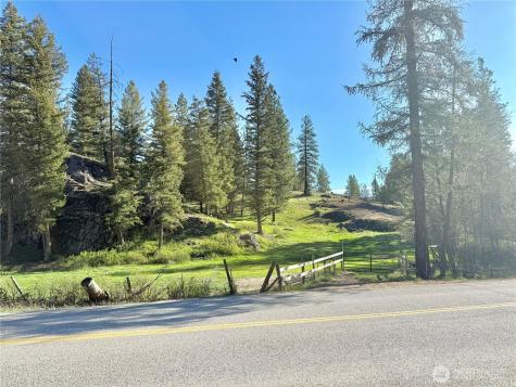 1092 Aeneas Valley Road Tonasket WA 98855