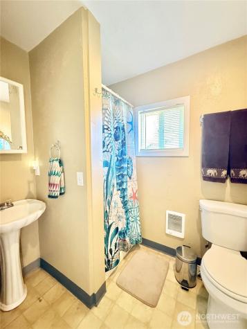 1092 Aeneas Valley Road Tonasket WA 98855