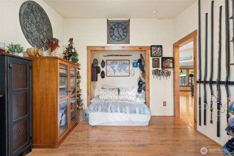 20623 Mainland View Place NE Suquamish WA 98392