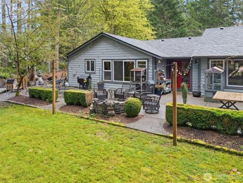 20623 Mainland View Place NE Suquamish WA 98392
