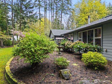 20623 Mainland View Place NE Suquamish WA 98392