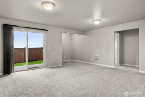 6718 43rd Street NE Marysville WA 98270