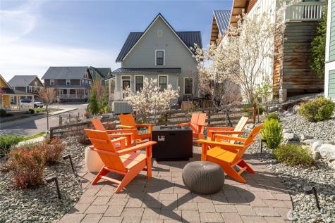 529 Porcupine Lane Chelan WA 98816