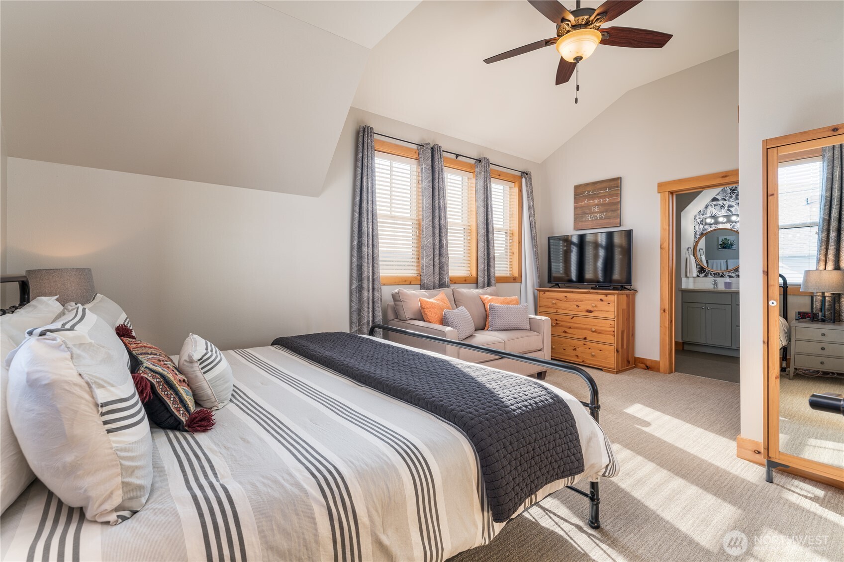 529 Porcupine Lane Chelan WA 98816
