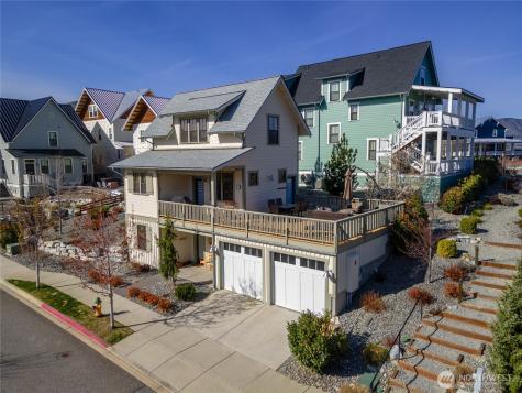 529 Porcupine Lane Chelan WA 98816