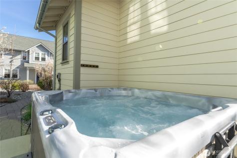 529 Porcupine Lane Chelan WA 98816
