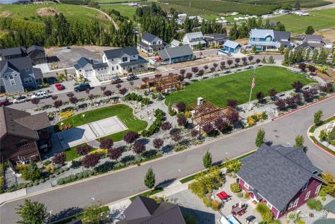 529 Porcupine Lane Chelan WA 98816