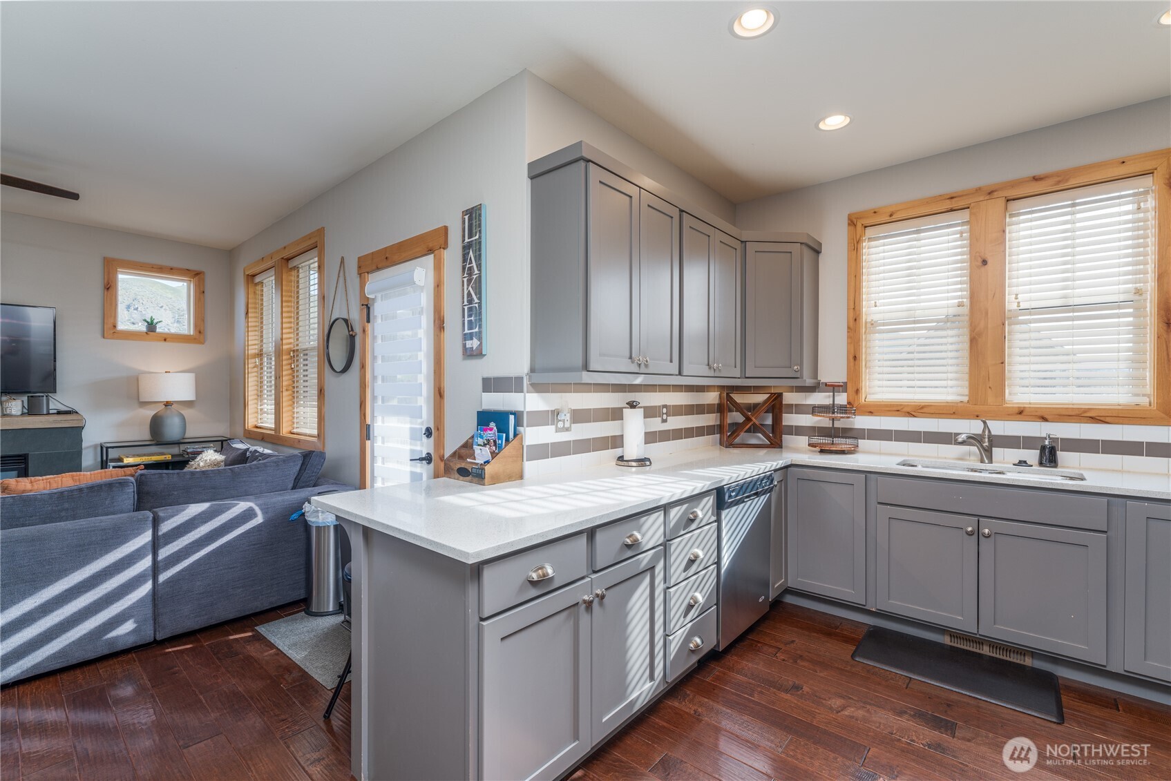 529 Porcupine Lane Chelan WA 98816