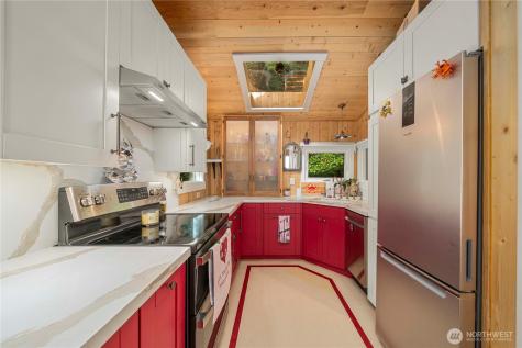 230 S 219th Street Normandy Park WA 98198