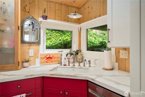 230 S 219th Street Normandy Park WA 98198