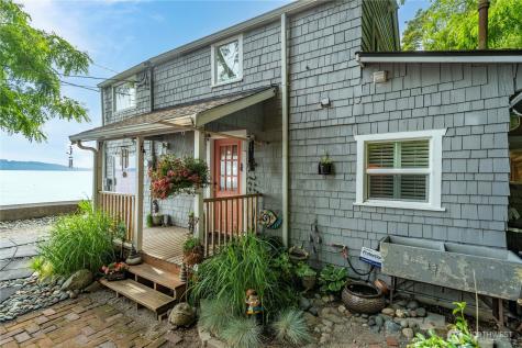 230 S 219th Street Normandy Park WA 98198