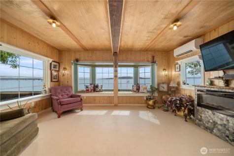 230 S 219th Street Normandy Park WA 98198